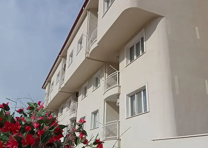 Nesa * Kusadası
