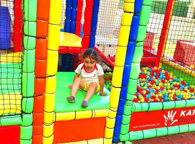 Nesa Lägenhetshotell Kusadası